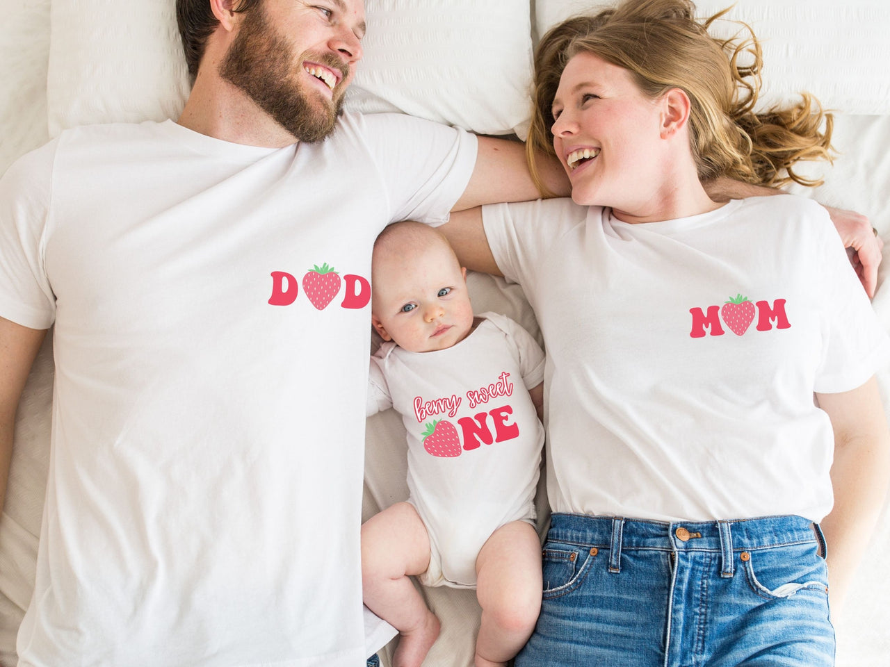Strawberry Pocket Design Matching Mom Dad Shirts